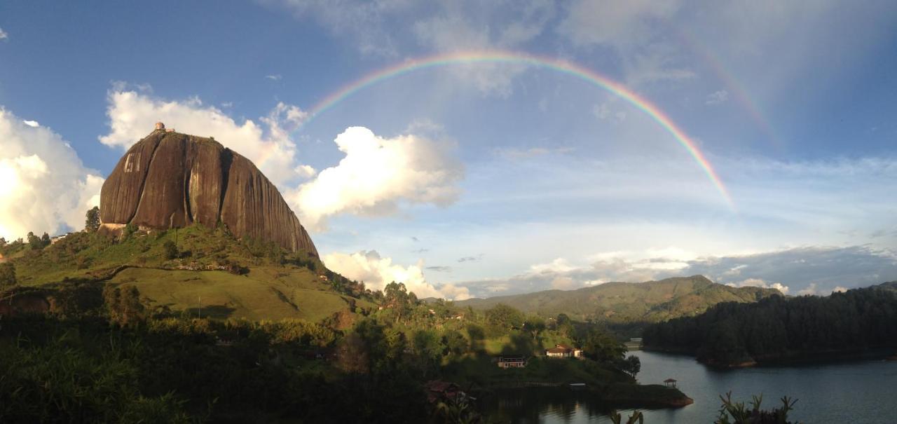 Casa Galeria Guatape Villa ภายนอก รูปภาพ