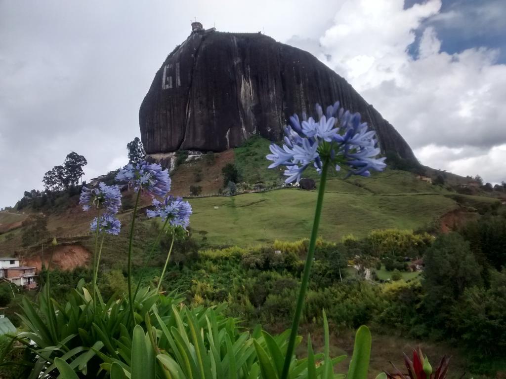 Casa Galeria Guatape Villa ภายนอก รูปภาพ