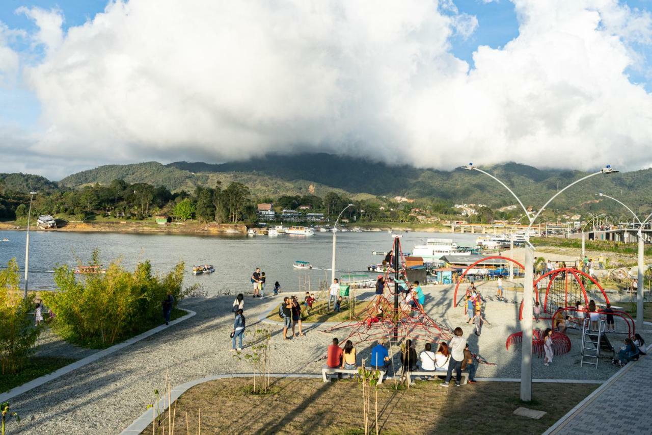 Casa Galeria Guatape Villa ภายนอก รูปภาพ