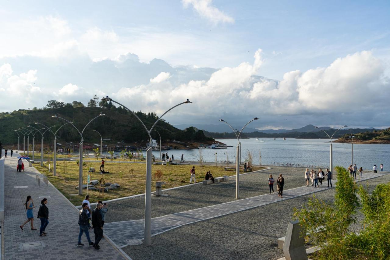 Casa Galeria Guatape Villa ภายนอก รูปภาพ